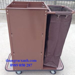 Hai mặt xe đẩy làm buồng phòng