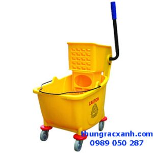 Xe lau nhà giá rẻ Hiclean HC 070- 36 lít